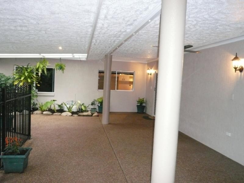 1 Joy Close, Gordonvale QLD 4865