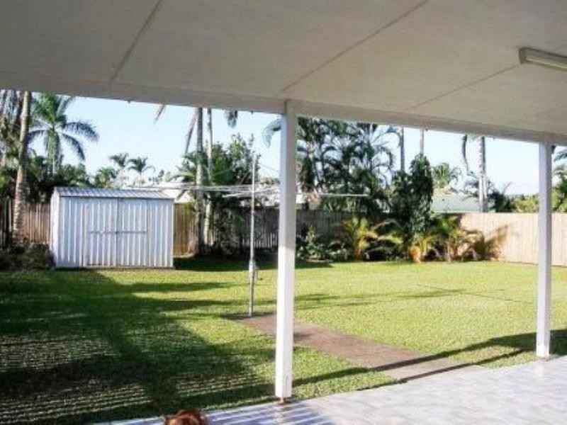 Bentley Park QLD 4869