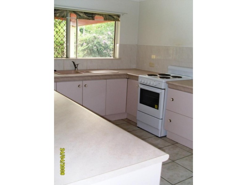 Bentley Park QLD 4869