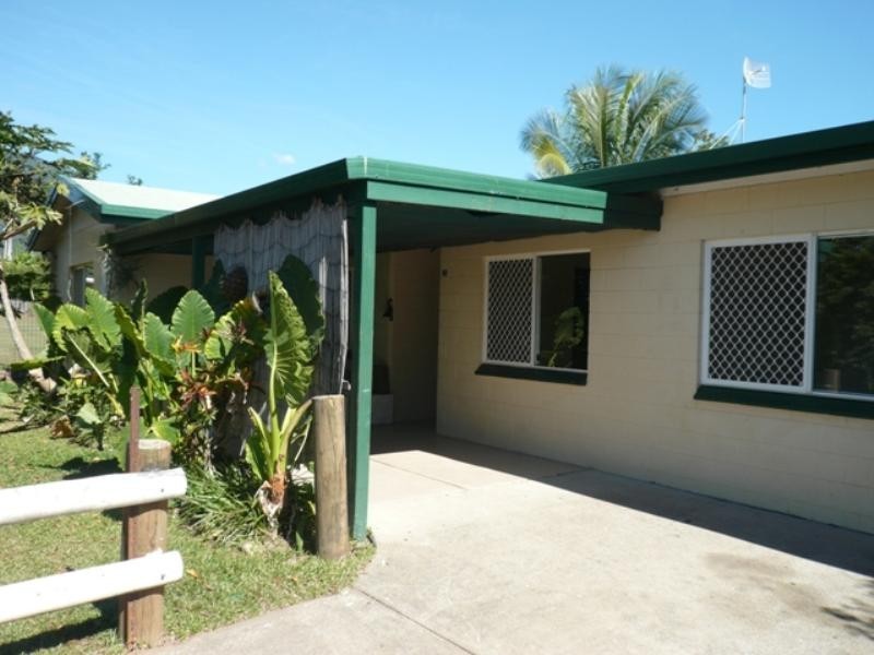 23 Bathurst Drive, Bentley Park QLD 4869