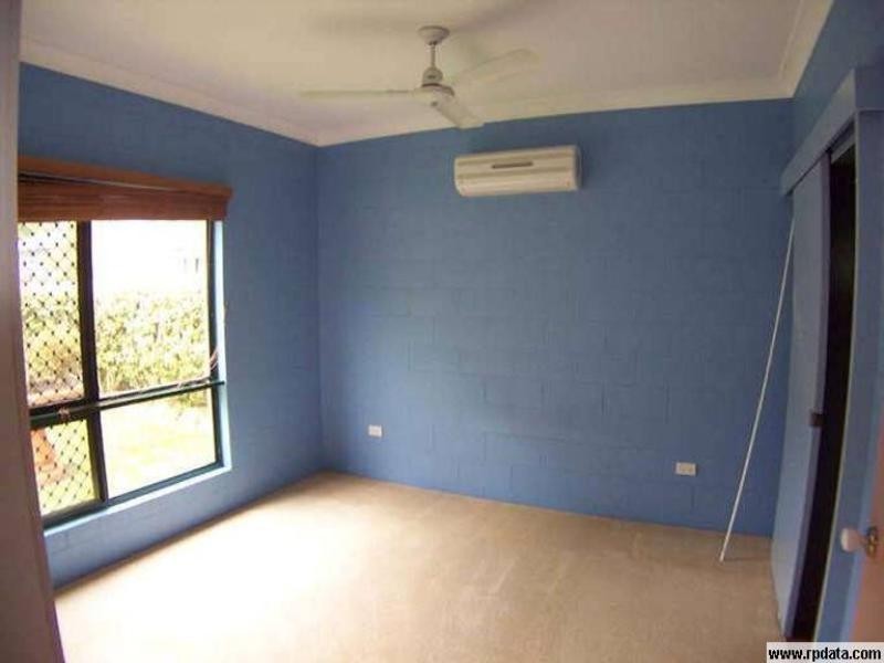 Bentley Park QLD 4869