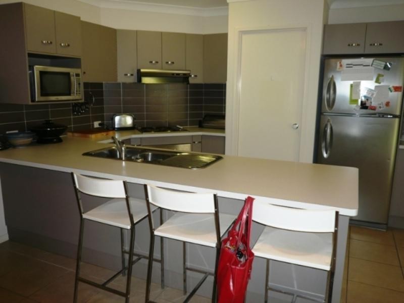 Bentley Park QLD 4869