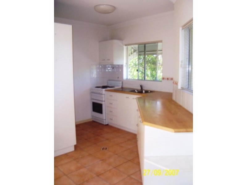 Westcourt QLD 4870