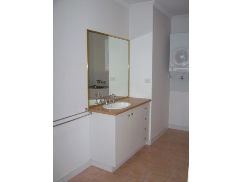 Westcourt QLD 4870