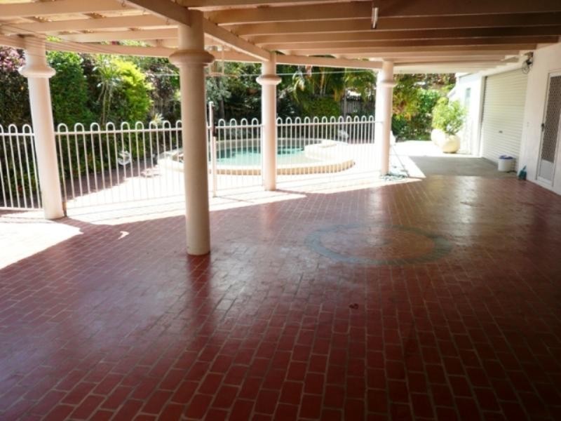 8 Keats Close, Mount Sheridan QLD 4868