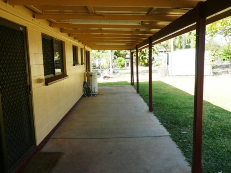 Bentley Park QLD 4869