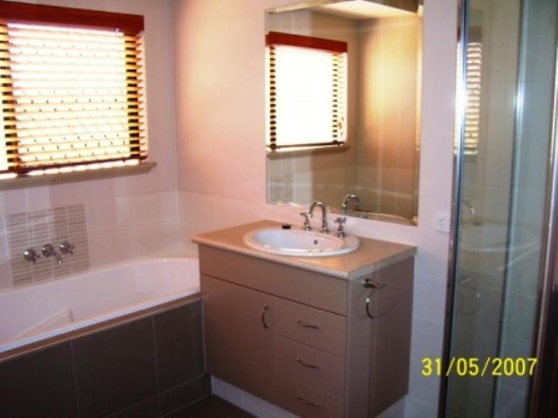 Bentley Park QLD 4869