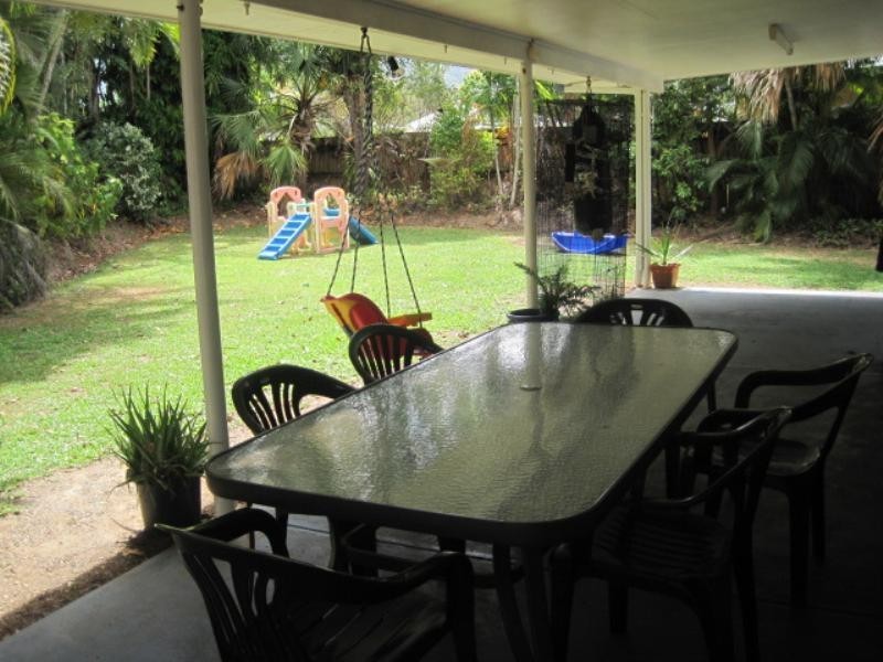 9 Adventure Close, Bentley Park QLD 4869