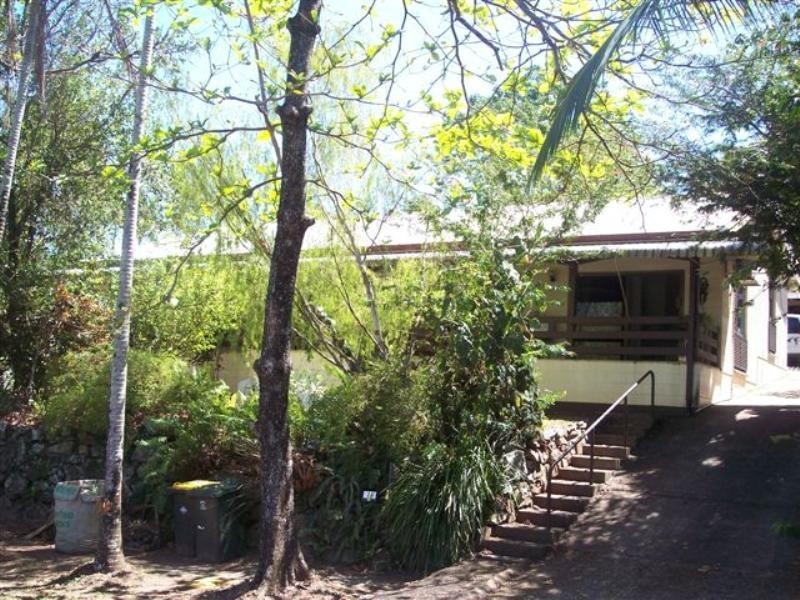 Mooroobool QLD 4870