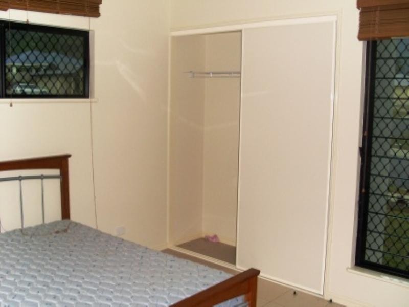 Bentley Park QLD 4869