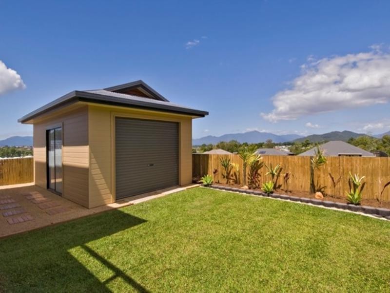 100 Fitzmaurice Drive, Bentley Park QLD 4869