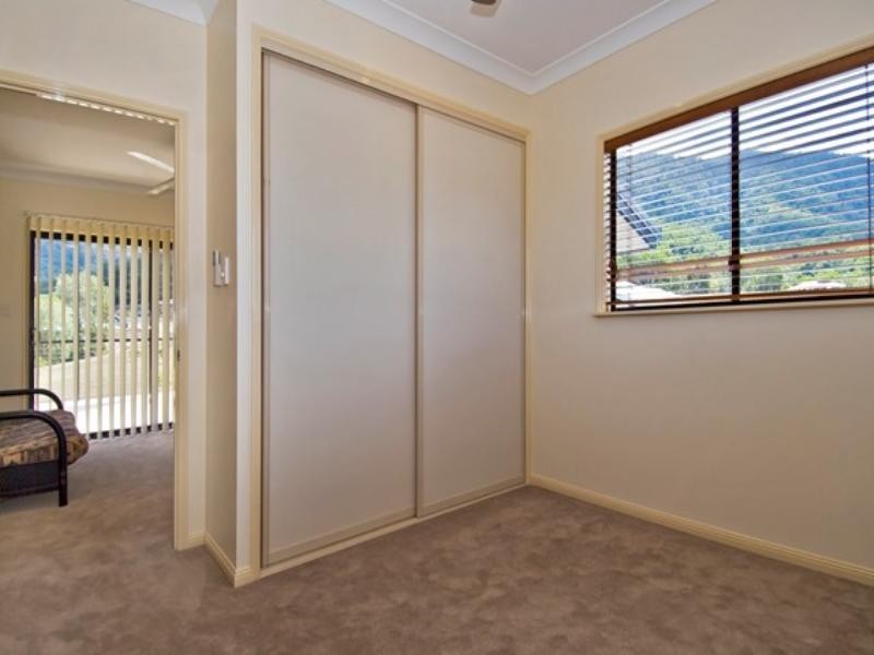 100 Fitzmaurice Drive, Bentley Park QLD 4869