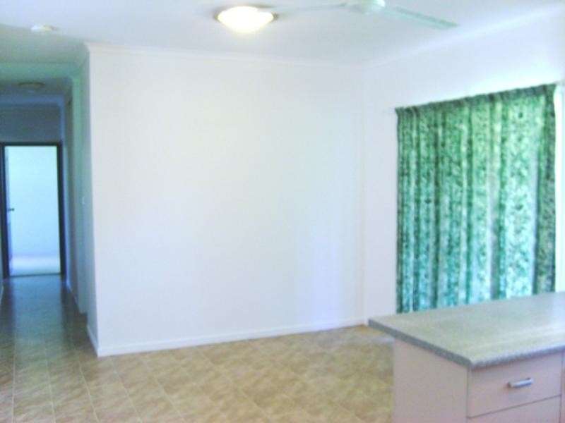 Bentley Park QLD 4869
