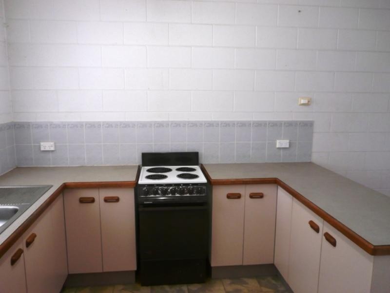 6 Leeuwin Crescent, Bentley Park QLD 4869