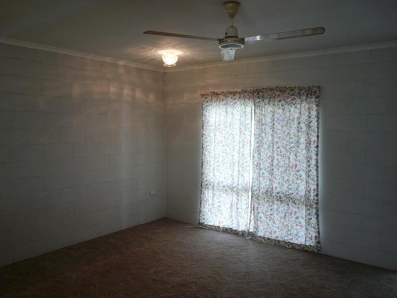 6 Leeuwin Crescent, Bentley Park QLD 4869