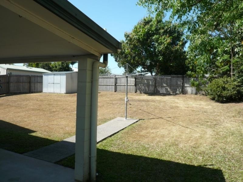 6 Leeuwin Crescent, Bentley Park QLD 4869