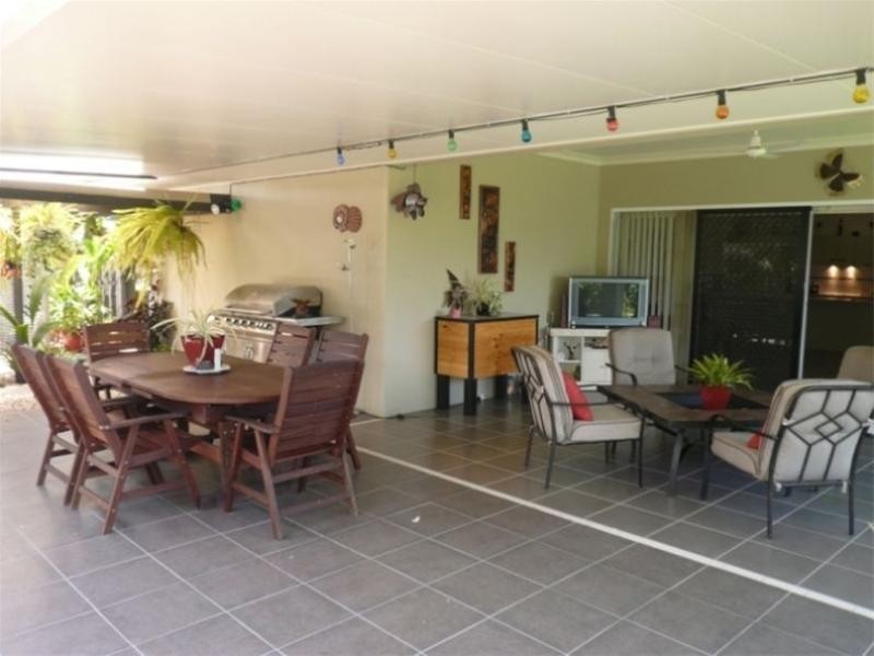 45 Phoenix Street, White Rock QLD 4868