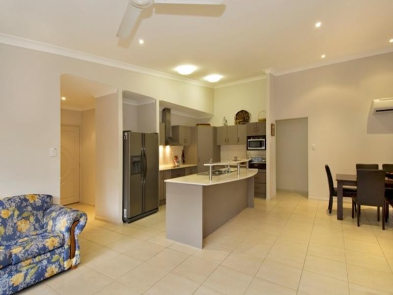 Bentley Park QLD 4869