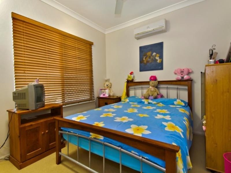 Bentley Park QLD 4869