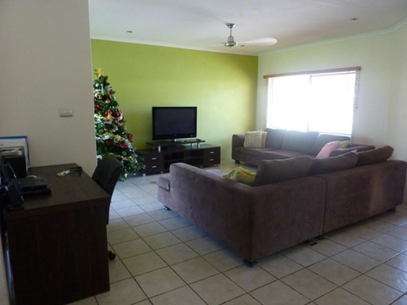 Bentley Park QLD 4869