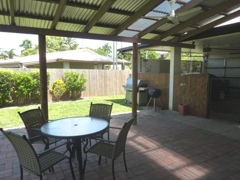 Bentley Park QLD 4869
