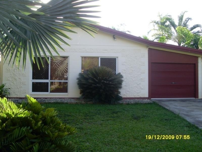 Bentley Park QLD 4869