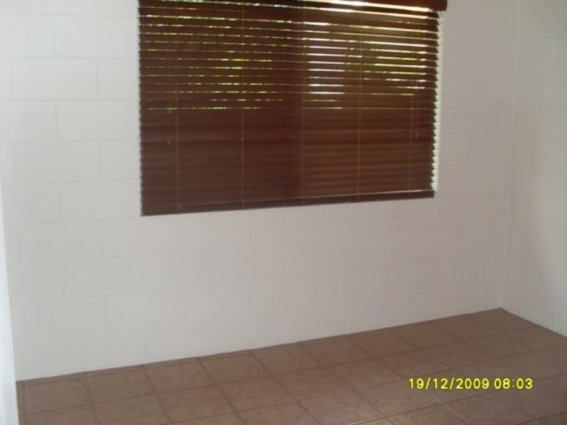 Bentley Park QLD 4869