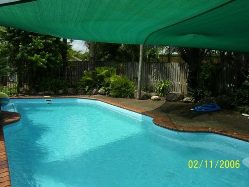 Bentley Park QLD 4869