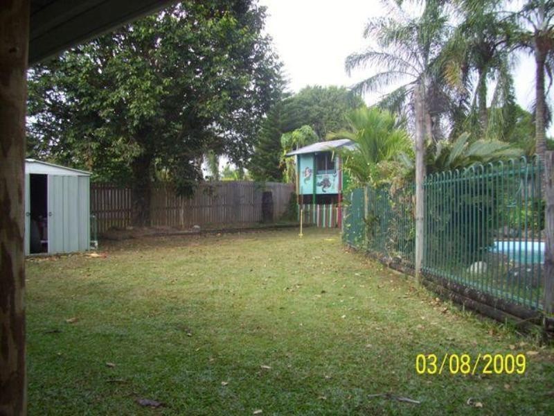 Bentley Park QLD 4869