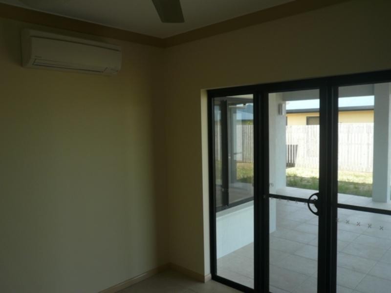 42 Leftwich Street, White Rock QLD 4868