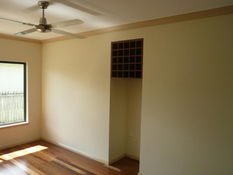 42 Leftwich Street, White Rock QLD 4868