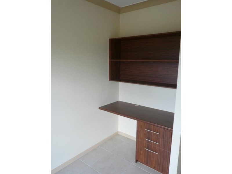 42 Leftwich Street, White Rock QLD 4868