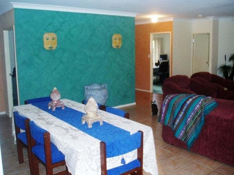 Bentley Park QLD 4869