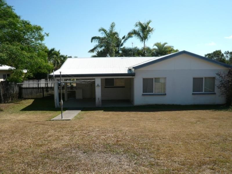 Bentley Park QLD 4869