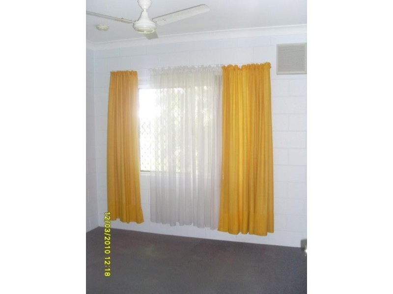 Bentley Park QLD 4869