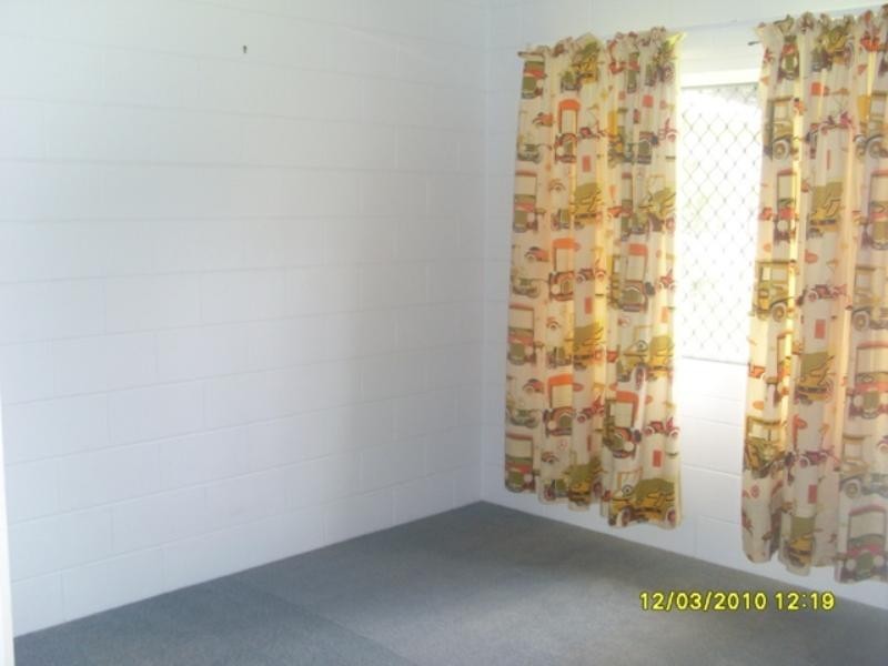 Bentley Park QLD 4869