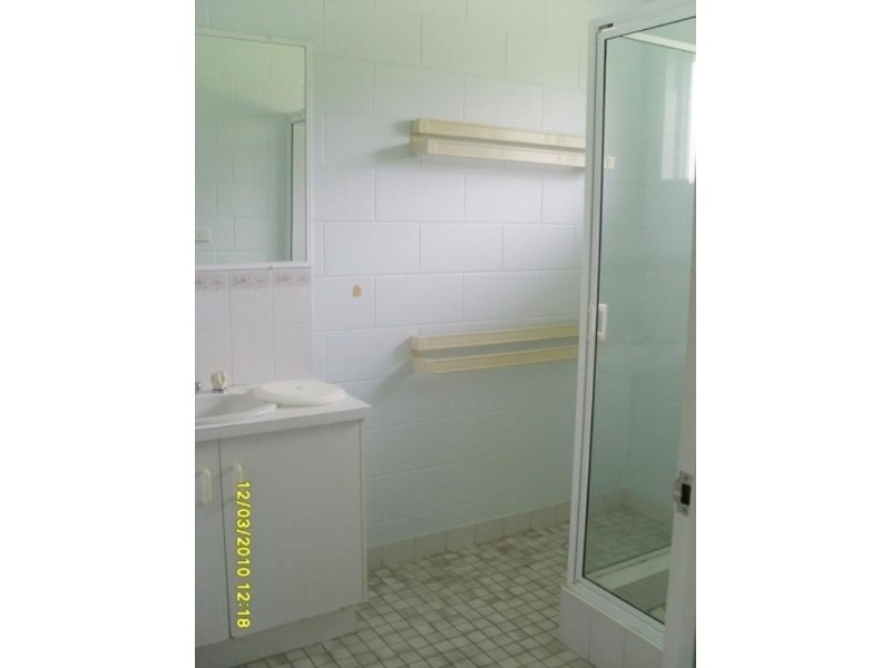 Bentley Park QLD 4869