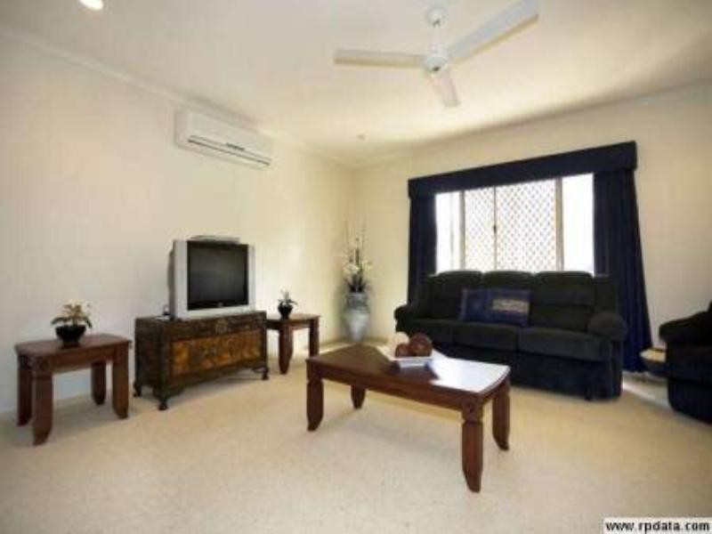 Bentley Park QLD 4869