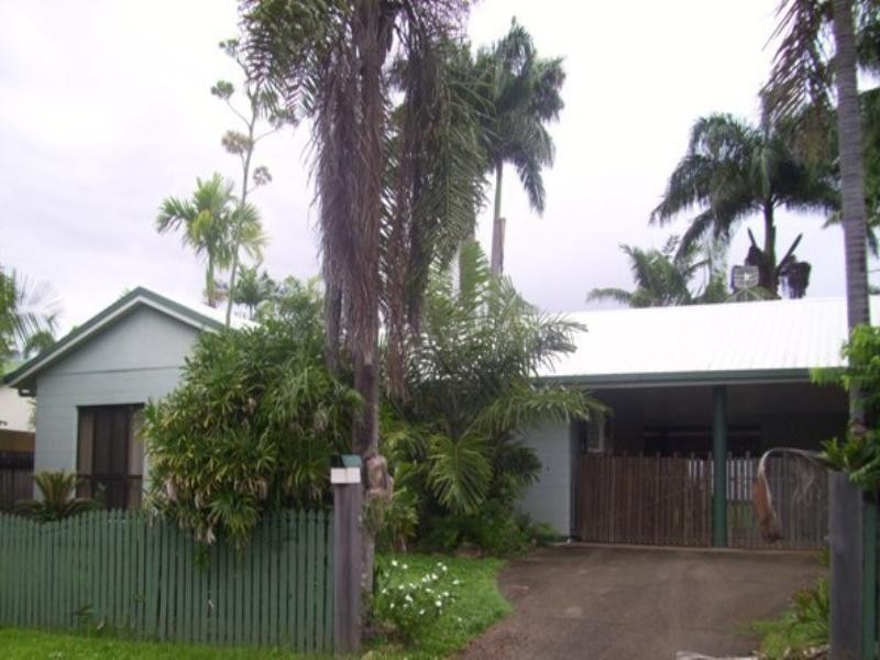 Bentley Park QLD 4869