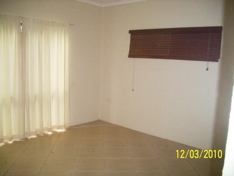 Bentley Park QLD 4869