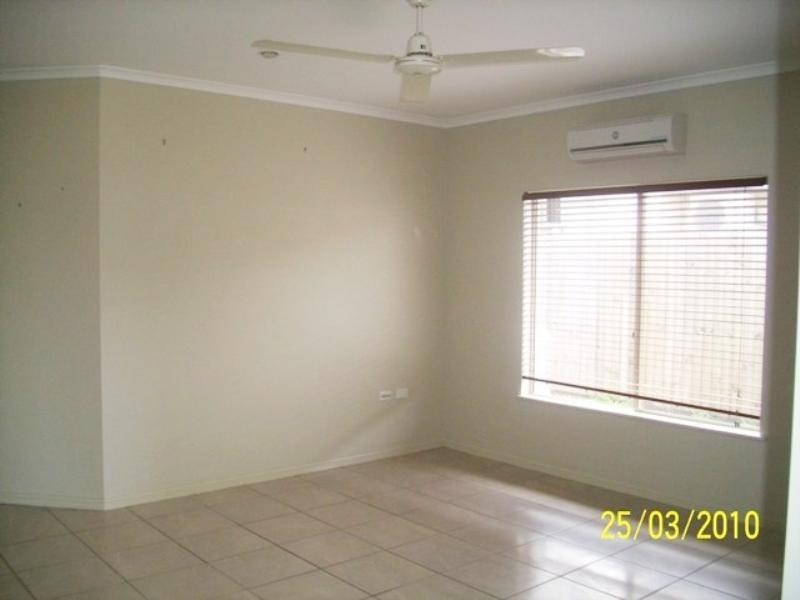 Bentley Park QLD 4869