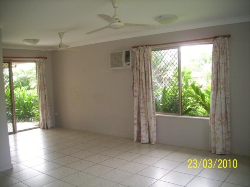 Bentley Park QLD 4869