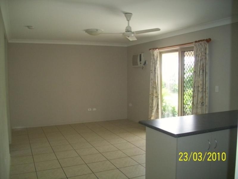 Bentley Park QLD 4869