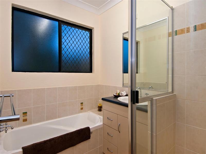 3 Beryl Ann Drive, Cairns QLD 4870