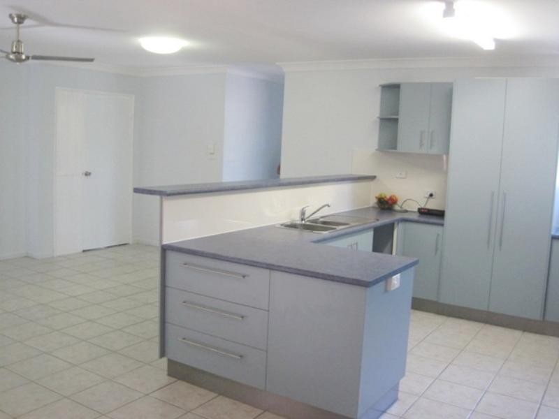 Bentley Park QLD 4869