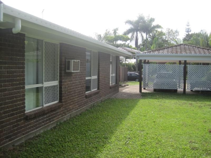 Bentley Park QLD 4869