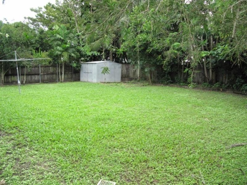 13 Denver Street, White Rock QLD 4868