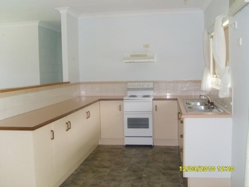 Bentley Park QLD 4869