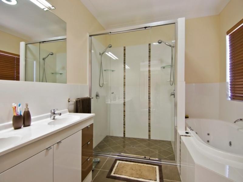 Bentley Park QLD 4869