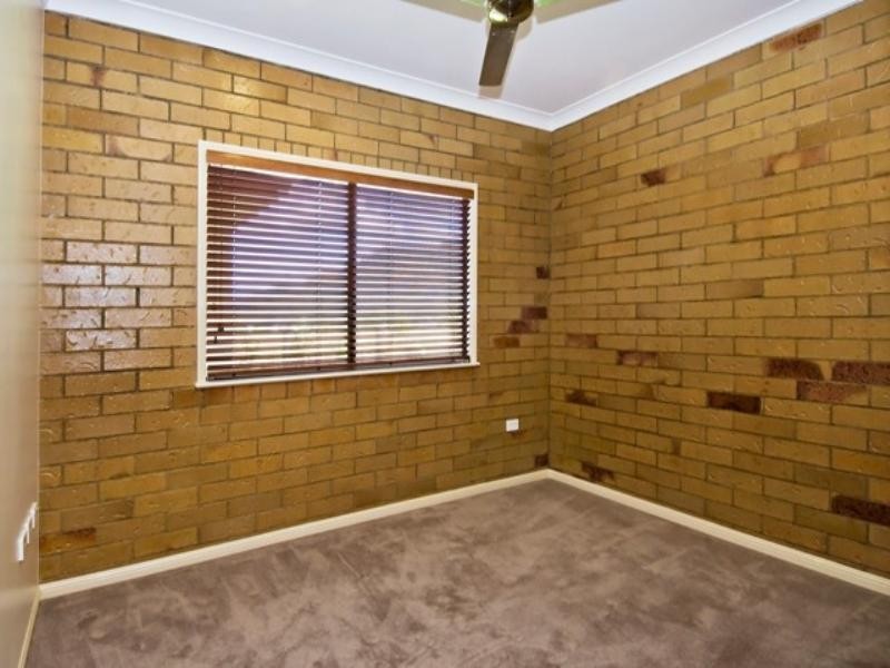 Bentley Park QLD 4869